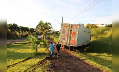 
							Colisão entre caminhão e bi-trem deixa um ferido em Jandaia
						
						