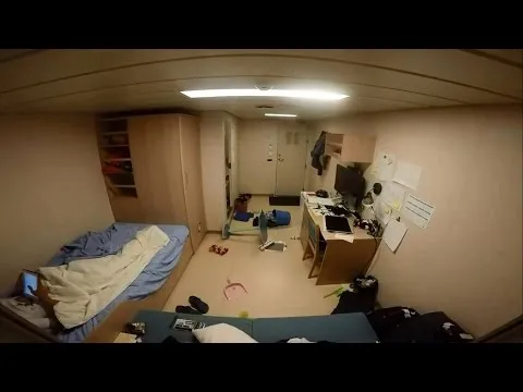 Vídeo foi gravado no interior de uma cabine de navio mercantil durante uma tempestade no mar assusta - Foto: Reprodução/Youtube