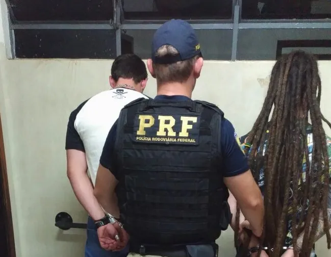 Dois homens foram presos na ação. Foto: Divulgação PRF