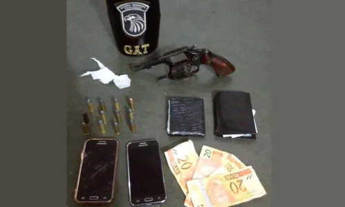 Guarda Municipal detém dupla armada com revólver e munições