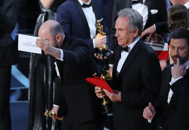 "Moonlight" levou o Oscar de melhor filme após os apresentadores Warren Beatty e Faye Dunaway terem anunciado, por engano, que "La La Land" era o grande vencedor da noite. Foto: Divulgação