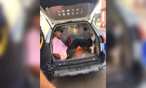 Guarda Municipal flagra homem furtando celular no centro de Arapongas