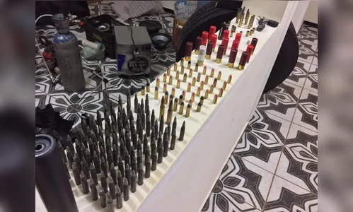 Policiais aposentados ficam feridos em confronto com quadrilheiros em Faxinal