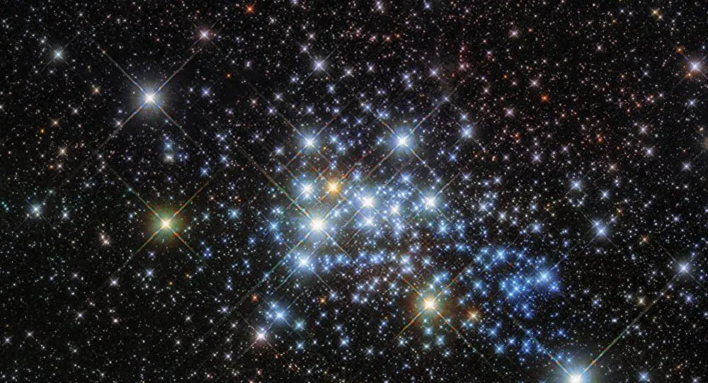 Imagem feita pelo Hubble mostra o conjunto de estrelas Westerlund 1, a 15.000 anos-luz da Terra - Foto:  ESA / Hubble & NASA