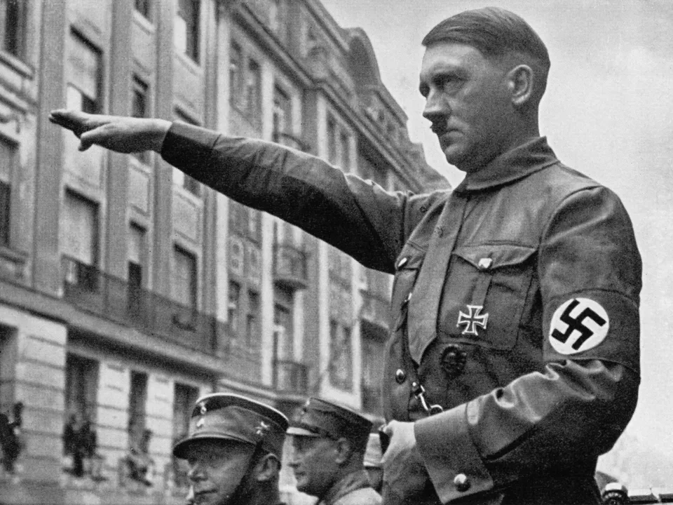 GIF do líder nazista Adolf Hitler que, aparentemente, exibe sintomas de uso de anfetaminas - Foto: Getty Images