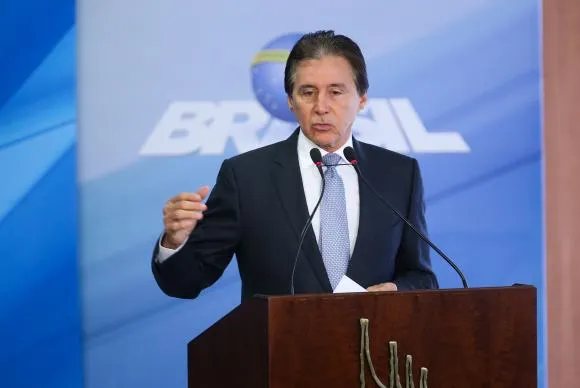 Diante de Temer, Eunício Oliveira defendeu as reformas da Previdência e trabalhista. (Foto - Agência Brasil)