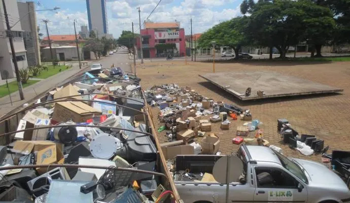 Último edição que aconteceu em Arapongas foram arrecadadas 14 toneladas de lixo.  Foto - arquivo