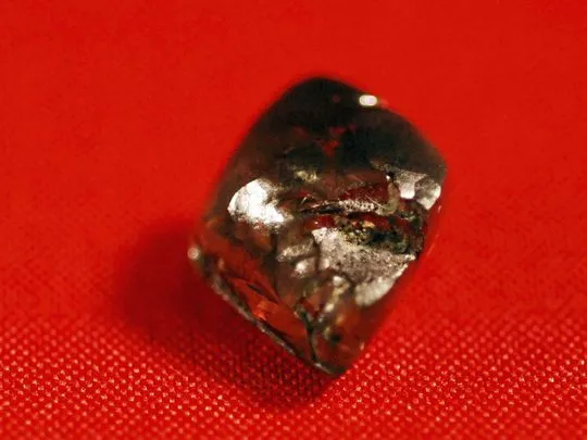 Diamante de 7,44 quilates foi achado por menino - Foto: Waymon Cox/US Today