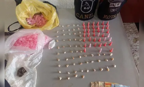 Trio é preso com 62 pedras de crack e 39 pinos de cocaína