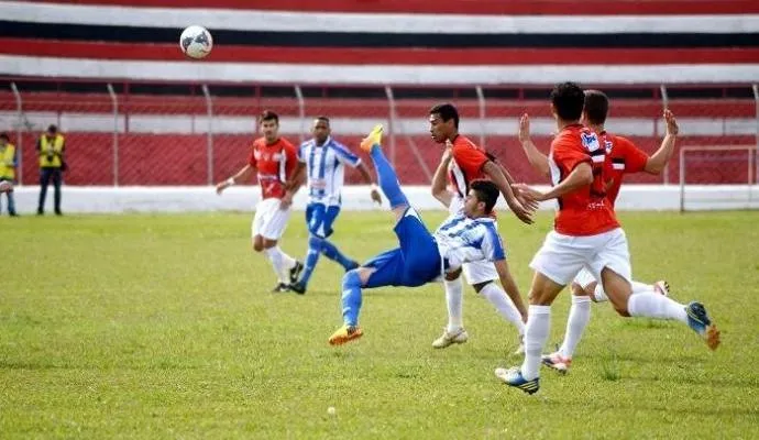 Apucarana Sports corre neste domingo (26) atrás da primeira vitória, enfrentando o Iraty - Foto: TNONLINE/Imagemilustrativa