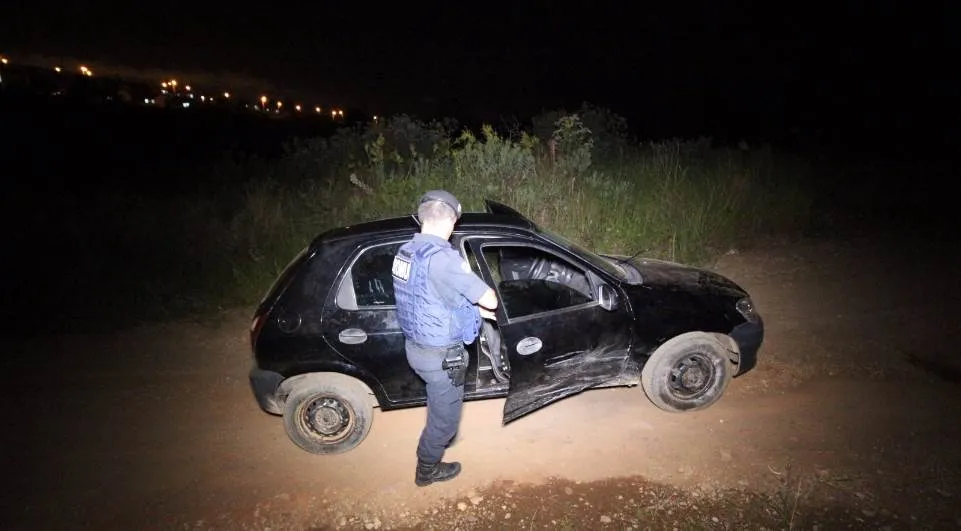 Motorista disse à polícia que havia comprado o carro no dia anterior em um grupo de vendas no Facebook - Foto: Paulo Silva / Rede Massa