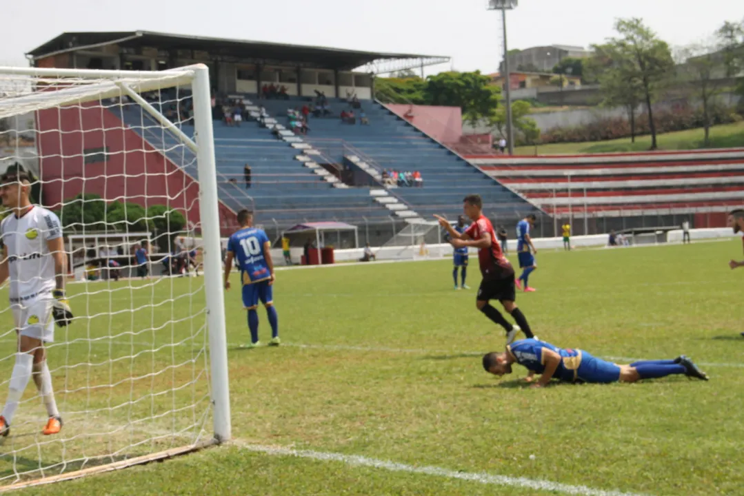 ​Com duas estreias na equipe, o Apucarana Sports vai enfrentar o Maringá - Foto: Oesporte