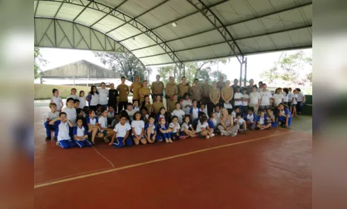 
							PM de Ivaiporã promove tarde recreativa para 240 crianças carentes
						
						