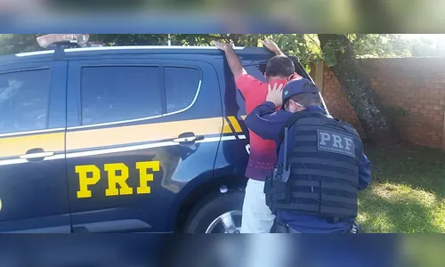 PRF prende motorista procurado por furto qualificado em Jandaia do Sul