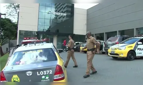 Bandidos trocam tiros com policiais aposentados durante tentativa de roubo