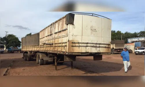 
							Carga avaliada em R$ 70 mil desviada de SP é recuperada em Faxinal
						
						