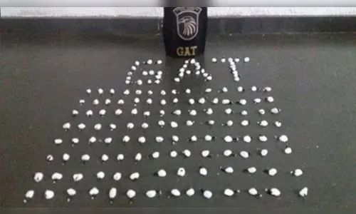 GM apreende 150 buchas de cocaína em Arapongas