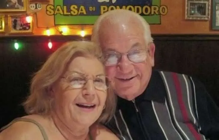 Casados há 69 anos, casal de idosos morrem lado a lado com 40 minutos de intervalo