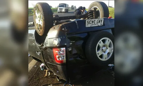Bandidos sofrem acidente após roubar veículos em Mauá da Serra