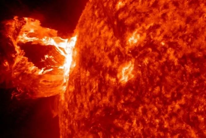Imagem do lado oculto do Sol foi captada pela sonda STEREO - Foto: NASA