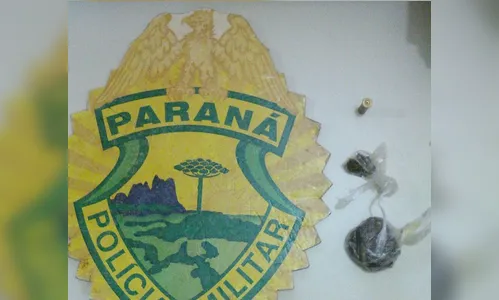 Rapaz é preso após denúncia por tráfico de drogas em Ivaiporã