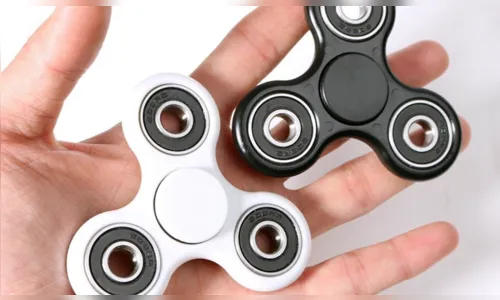 
							Conheça o Hand/Fidget Spinner, o brinquedo anti-stress que é a febre do momento 
						
						