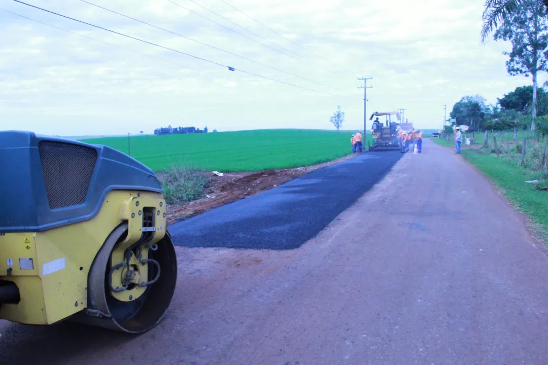 Estrada do Bule recebeu nova lama asfáltica através da operação tapa-buraco.  (Foto - Assessoria)