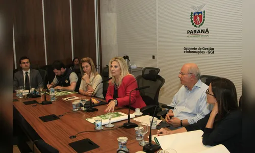 PR firma parceria para reforçar ações contra exploração sexual infantil