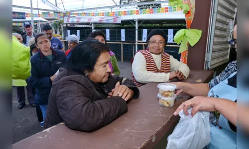 
							Devotos comemoram Dia de Santo Antônio em Arapongas
						
						