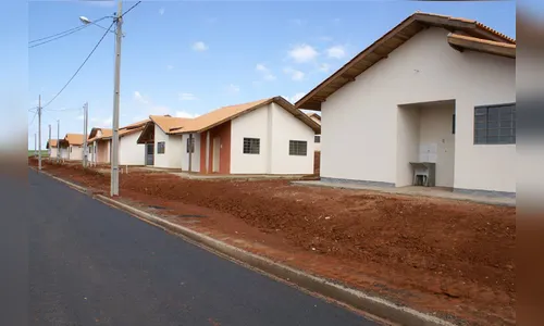 Começa a distribuição de senhas para inscrições de casas populares