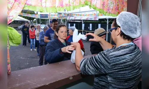 
							Devotos comemoram Dia de Santo Antônio em Arapongas
						
						