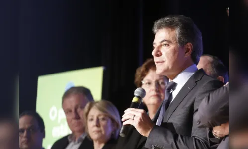
							Campanha tenta evitar despejo de óleo na rede de esgoto
						
						