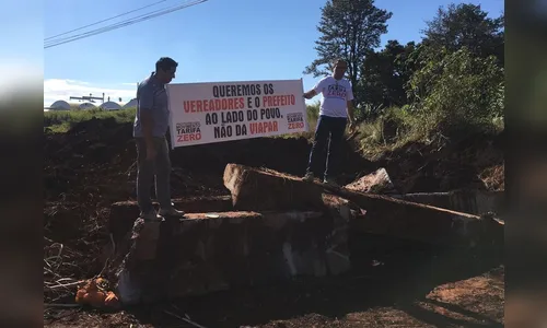 Viapar fecha novamente a Estrada do Ceboleiro em Arapongas