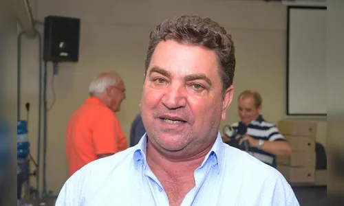 Prefeito perde liminar, mas se mantém no cargo em Arapongas