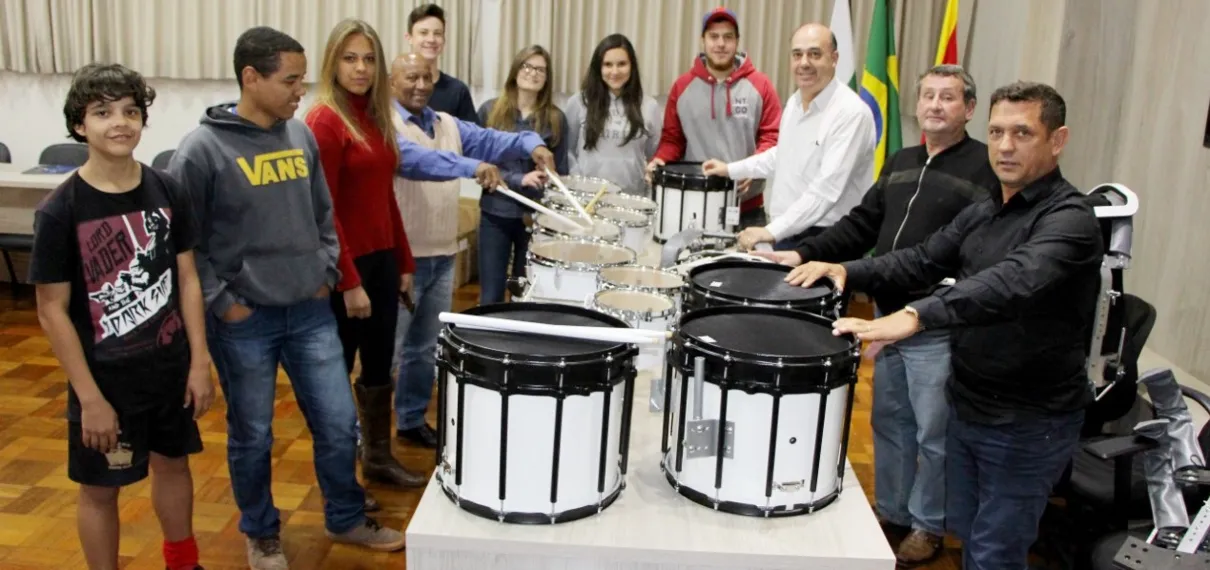 Banda Municipal de Ivaiporã renovou os instrumentos musicais. Foto: Assessoria/Divulgação