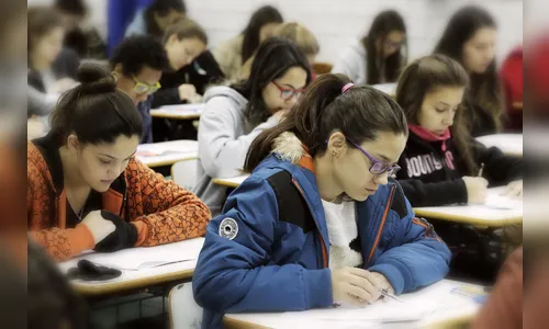 UEM tem 17.935 candidatos inscritos no Vestibular de Inverno