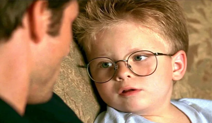 O pequeno Jonathan Lipnicki em cena, pouco antes de estrelar 'Stuart Little'. (Foto: Reprodução)