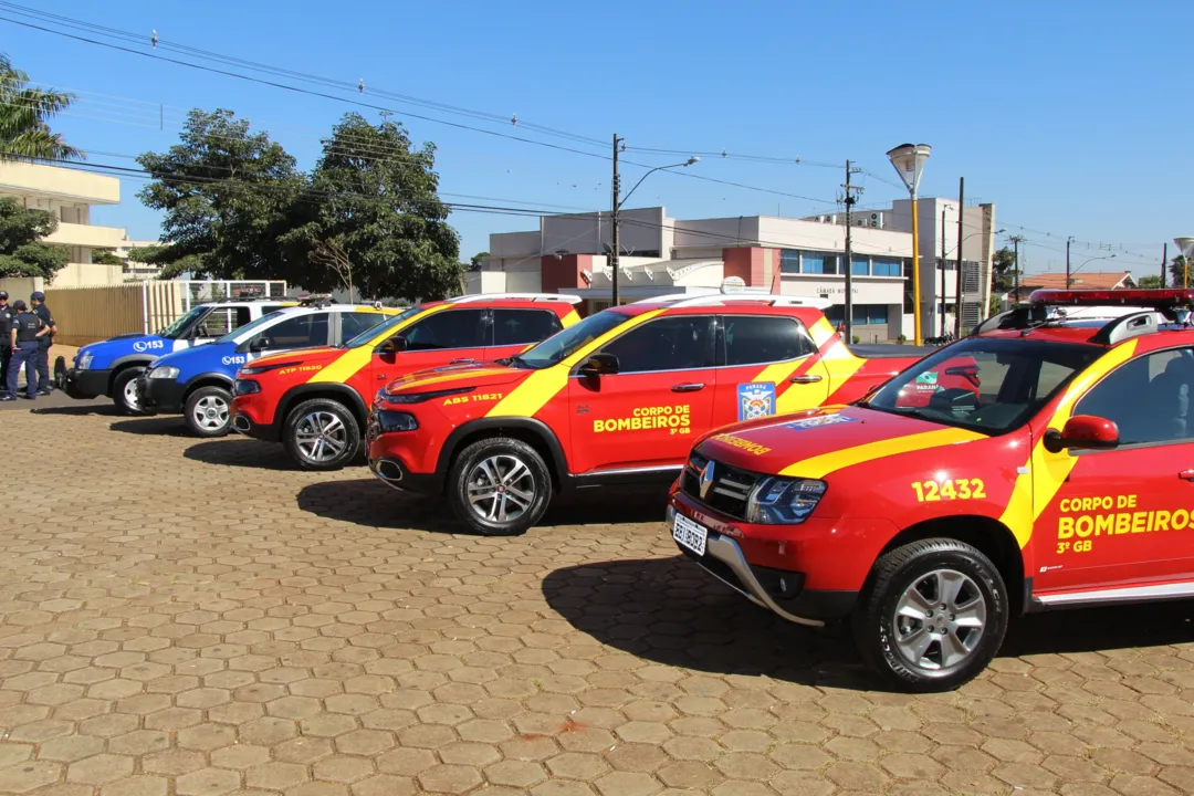 Cinco veículos foram destinados aos bombeiros e GM. Foto: Assessoria