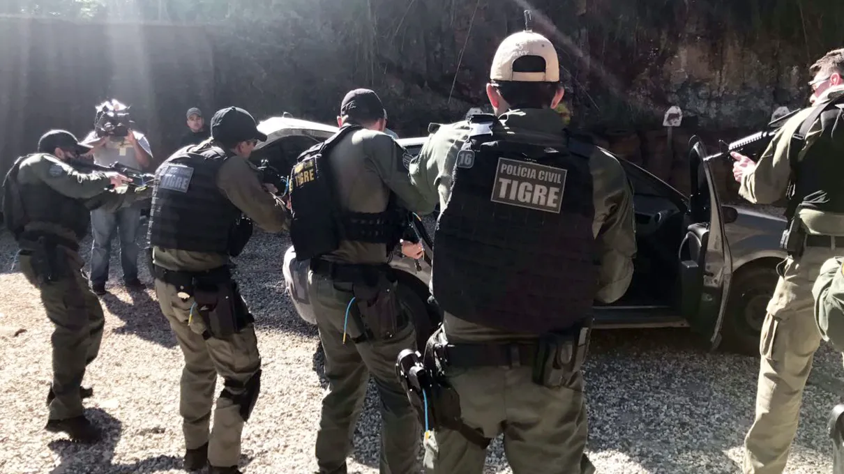 Treinamento é ministrado por uma equipe policial norte-americana da Drug Enforcement Administration (DEA). Foto: Assessoria