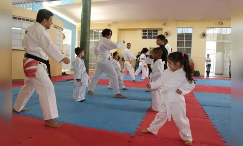 Centros de iniciação esportiva atendem quase 2 mil pessoas em Arapongas