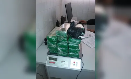 PM prende quatro jovens com 9 kg de maconha em Ivaiporã 
