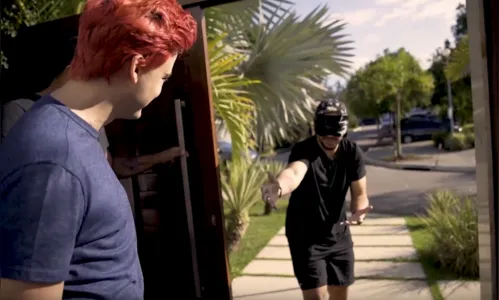 
							Conheça a impressionante nova casa dos youtubers Luccas e Felipe Neto
						
						