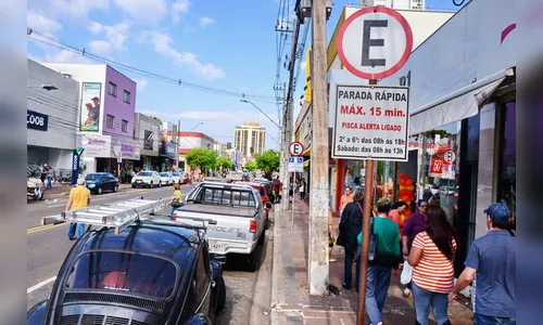 Arapongas precisa romper contrato para retomar estacionamento rotativo