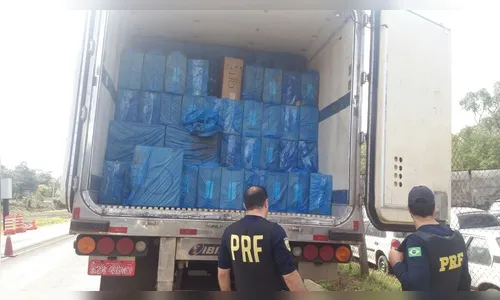 PRF apreende cerca de R$ 5,25 milhões em cigarros contrabandeados no Paraná 