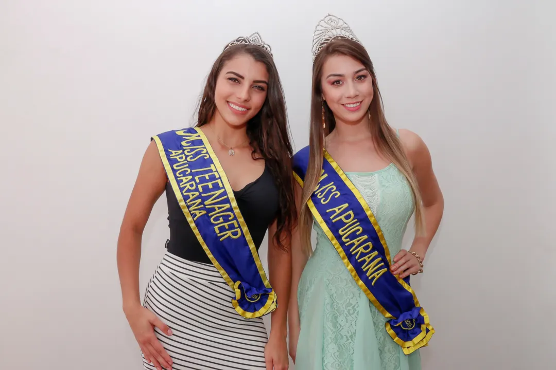 Miss Apucarana 2016, Millene Midori Horimi, e a Miss Teenager Apucarana 2016, Isabela Pila.