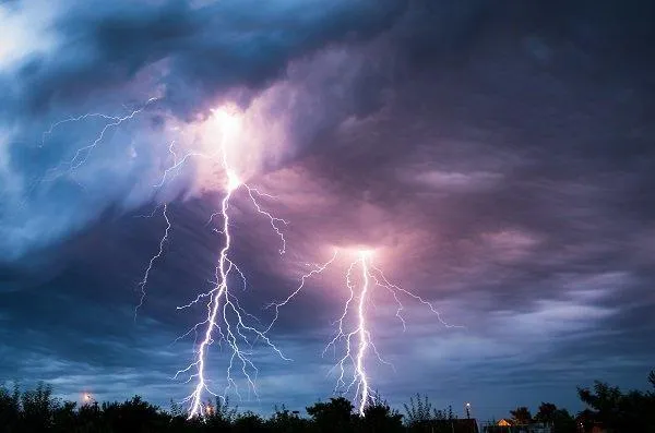 O município de Faxinal concentra o maior número de raios nos últimos anos - Foto - Mundo elétrico