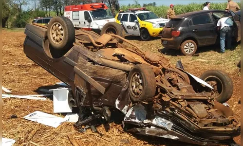 Acidente deixa duas pessoas feridas entre Barbosa Ferraz e Fênix