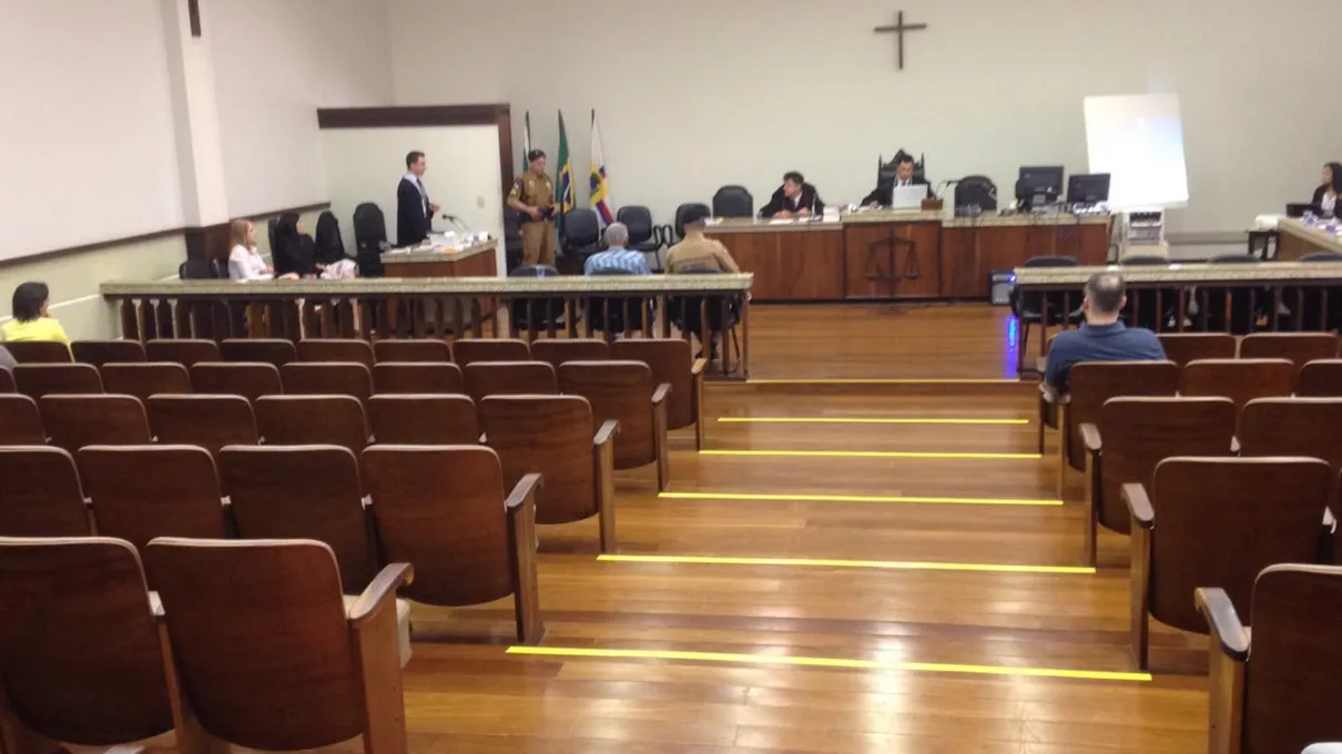 Júri absolve acusado de tentativa de homicídio em Apucarana - Foto Maicon Sales