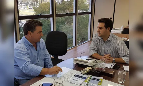 Prefeito de Arapongas se reúne com secretário Ratinho Júnior