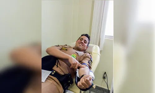 Forças de segurança de Arapongas doam sangue ao hemonúcleo 